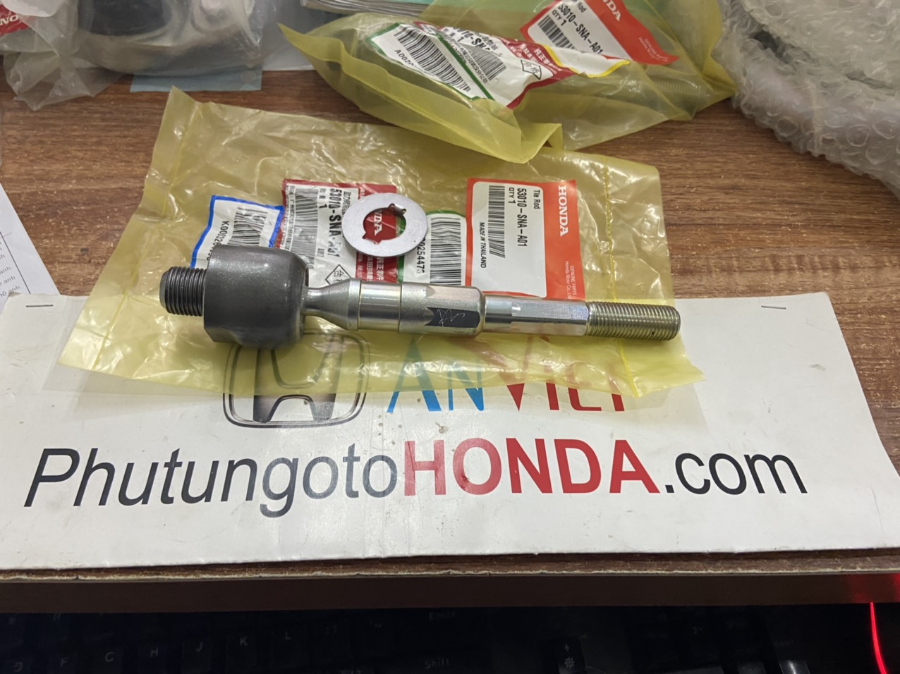 Rô tuyn lái trong xe Honda CIVIC 2006-2011